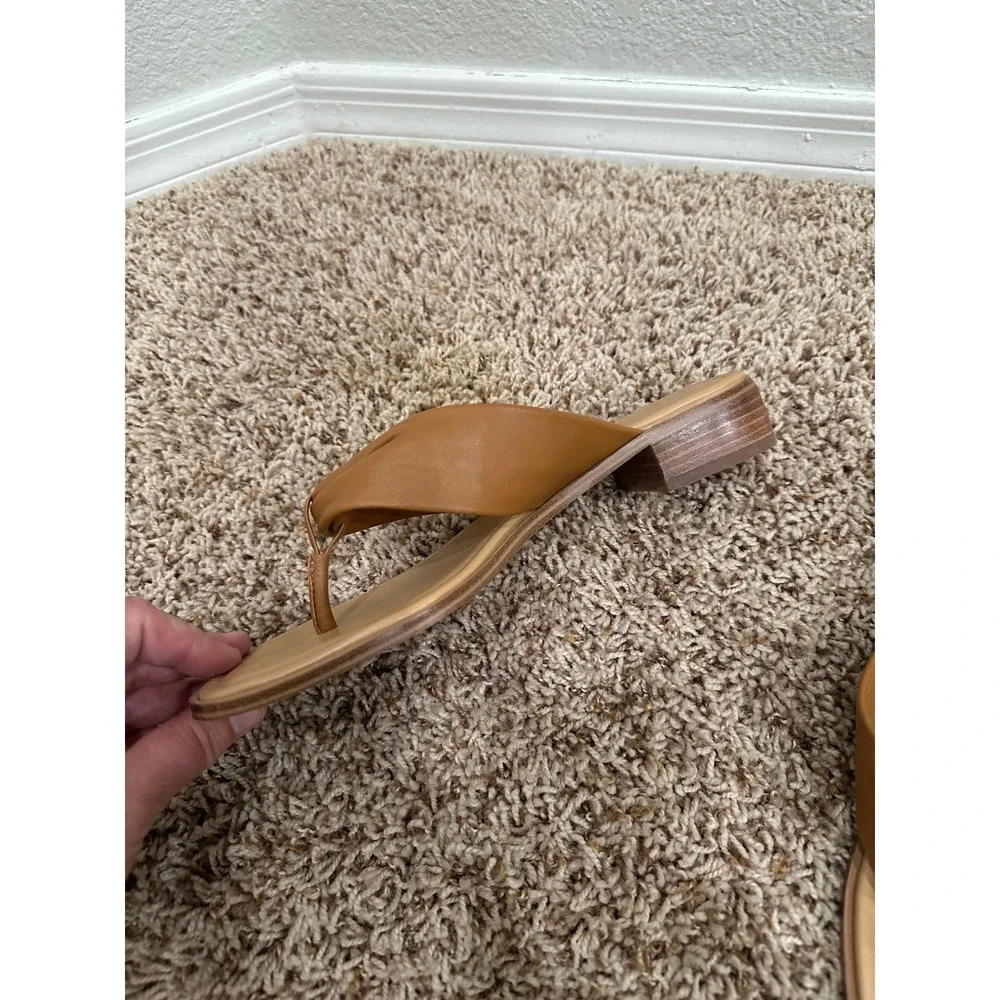 Nordstrom Quintina Tan Leather Thong Sandals Square Toe Twisted Strap Slides 8M